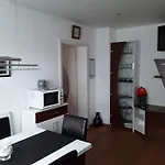 Ferien- Und Monteurwohnung Tina Apartment *