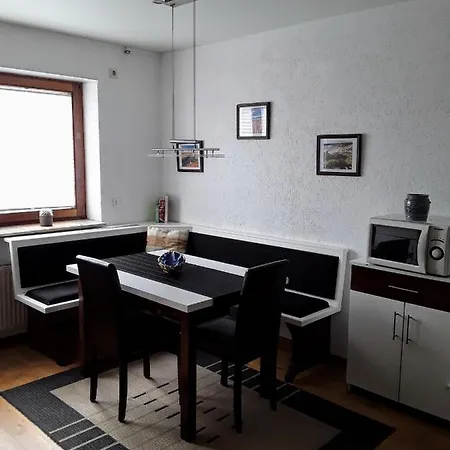 Appartement Ferien- Und Monteurwohnung Tina *