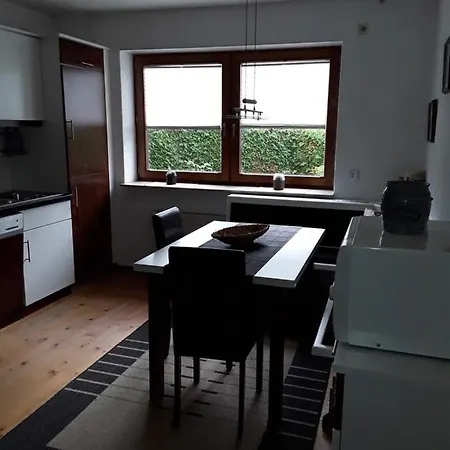 Ferien- Und Monteurwohnung Tina Appartement *