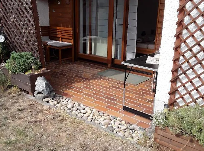 Ferien- Und Monteurwohnung Tina アパート *